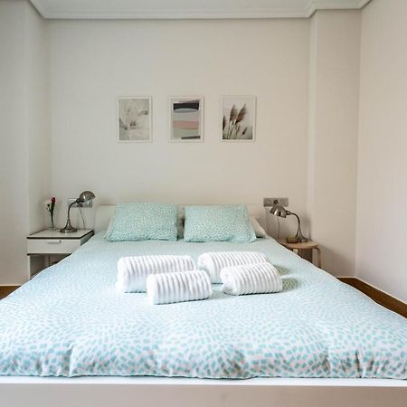 Apartamento En Primera Linea De Playa Riazor A Coruña Exterior foto